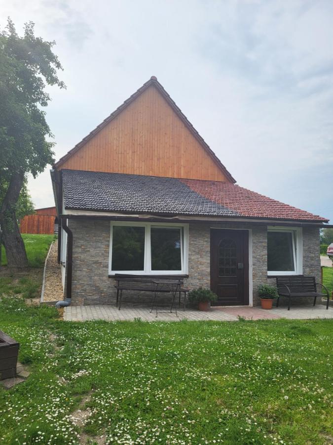 Agroturystyka Nad Strumykiem Лесьна Экстерьер фото